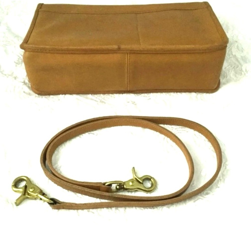 COACH Vintage 
Companion 9300 Shoulder Bag, tobacco - Picture 4 of 9